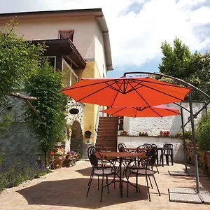 https://casa-di-campagna-la-scortica.hotelitalianriviera.com